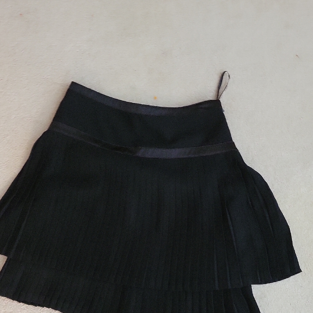 Elegant Black Pleated Skirt